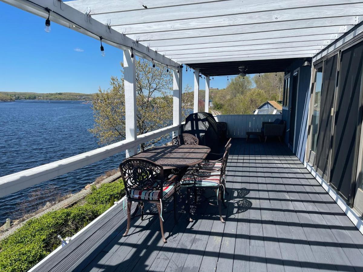 Spectacular Home With A Amazing Ocean - River View グロトン エクステリア 写真