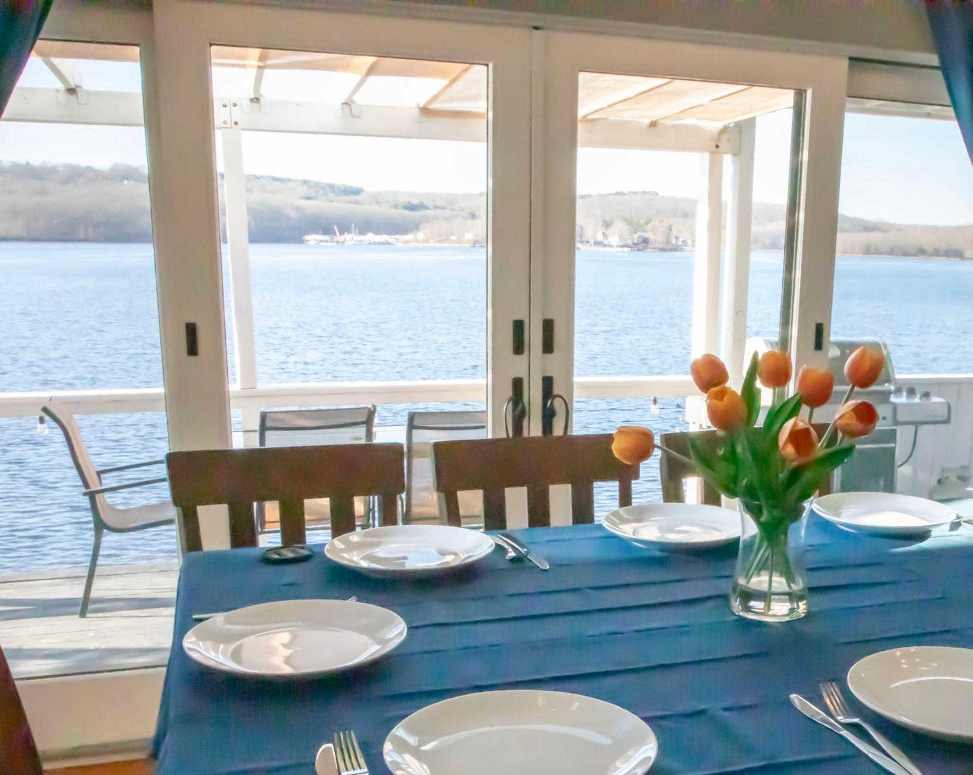 Spectacular Home With A Amazing Ocean - River View グロトン エクステリア 写真