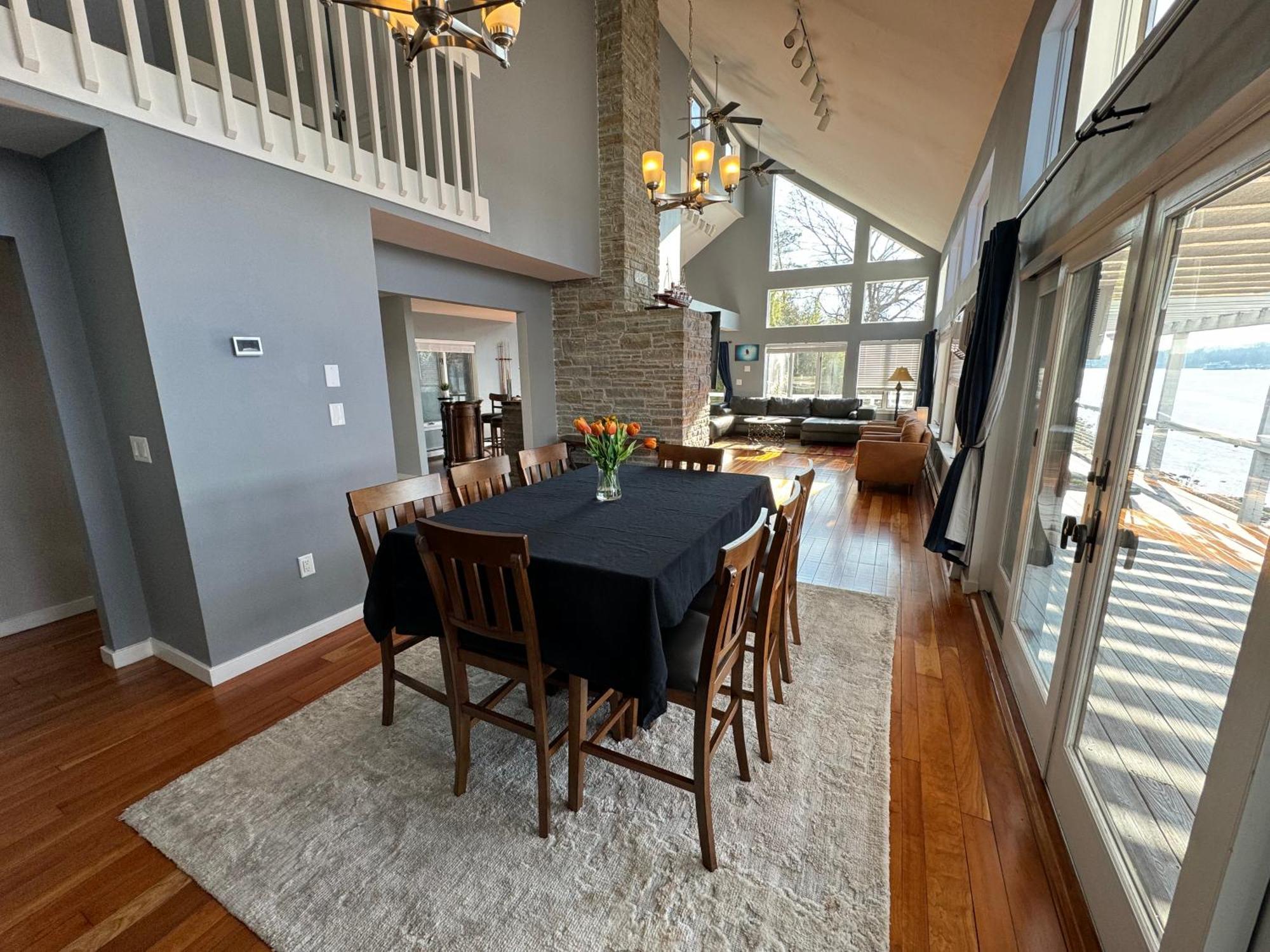 Spectacular Home With A Amazing Ocean - River View グロトン エクステリア 写真